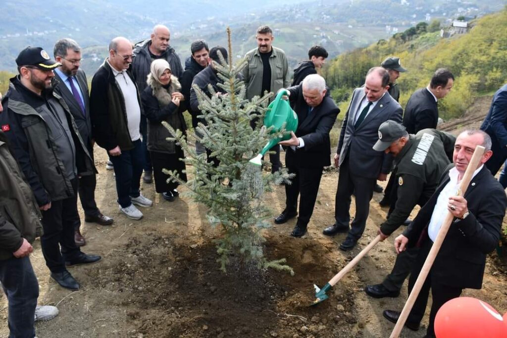 Milli Ağaçlandırma Günü etkinliğini Trabzon’da coşkuyla kutlandı