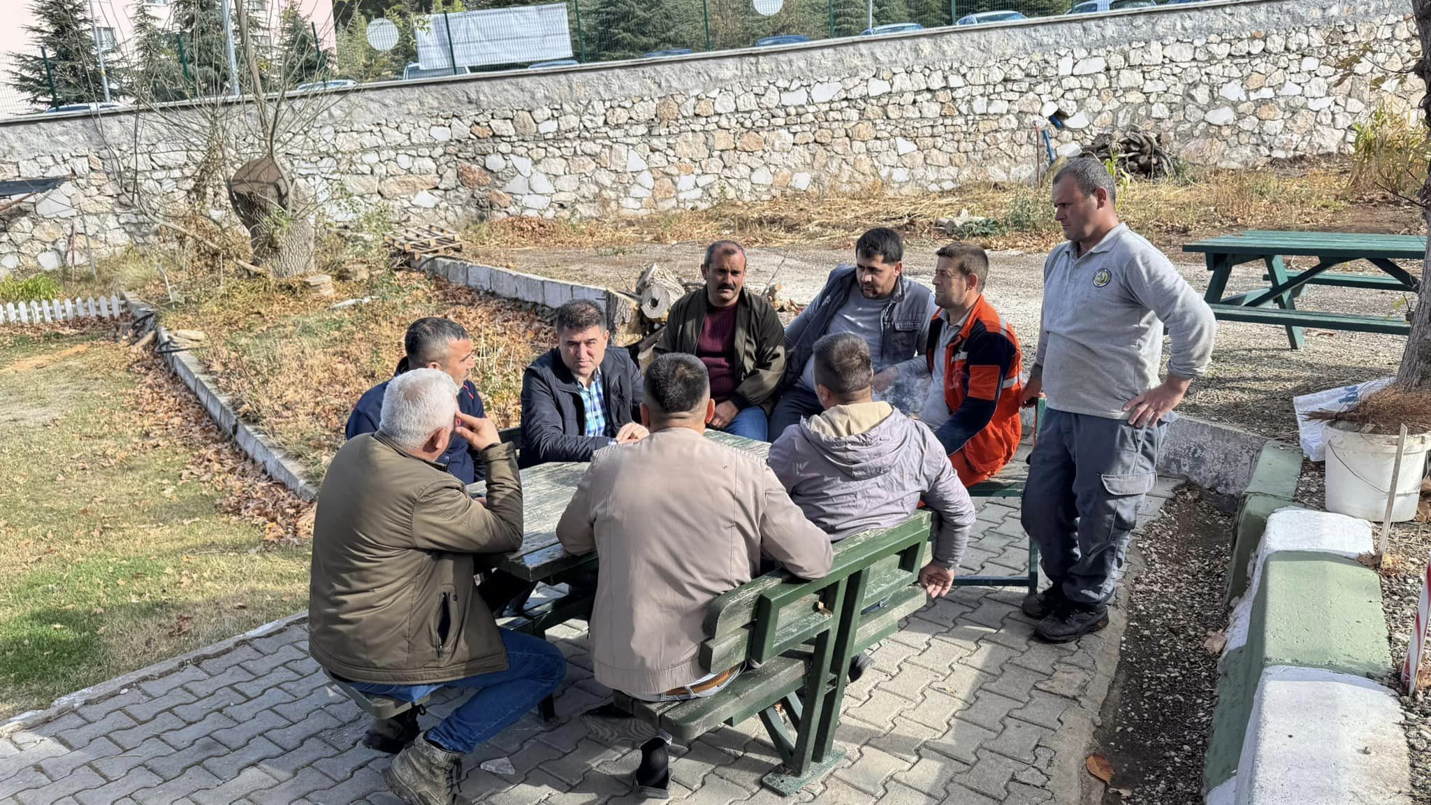 EĞİRDİR ORMAN İŞLETME MÜDÜRLÜĞÜ İŞYERİNDE ÇALIŞAN ÜYELERİMİZİ ZİYARET ETTİK